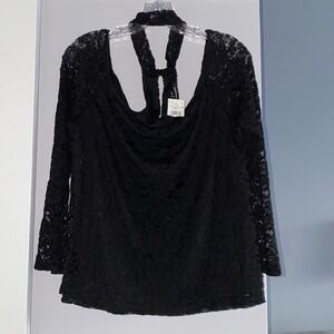 New Ambiance black lace chocker style sexy blouse. NWT 3X
C